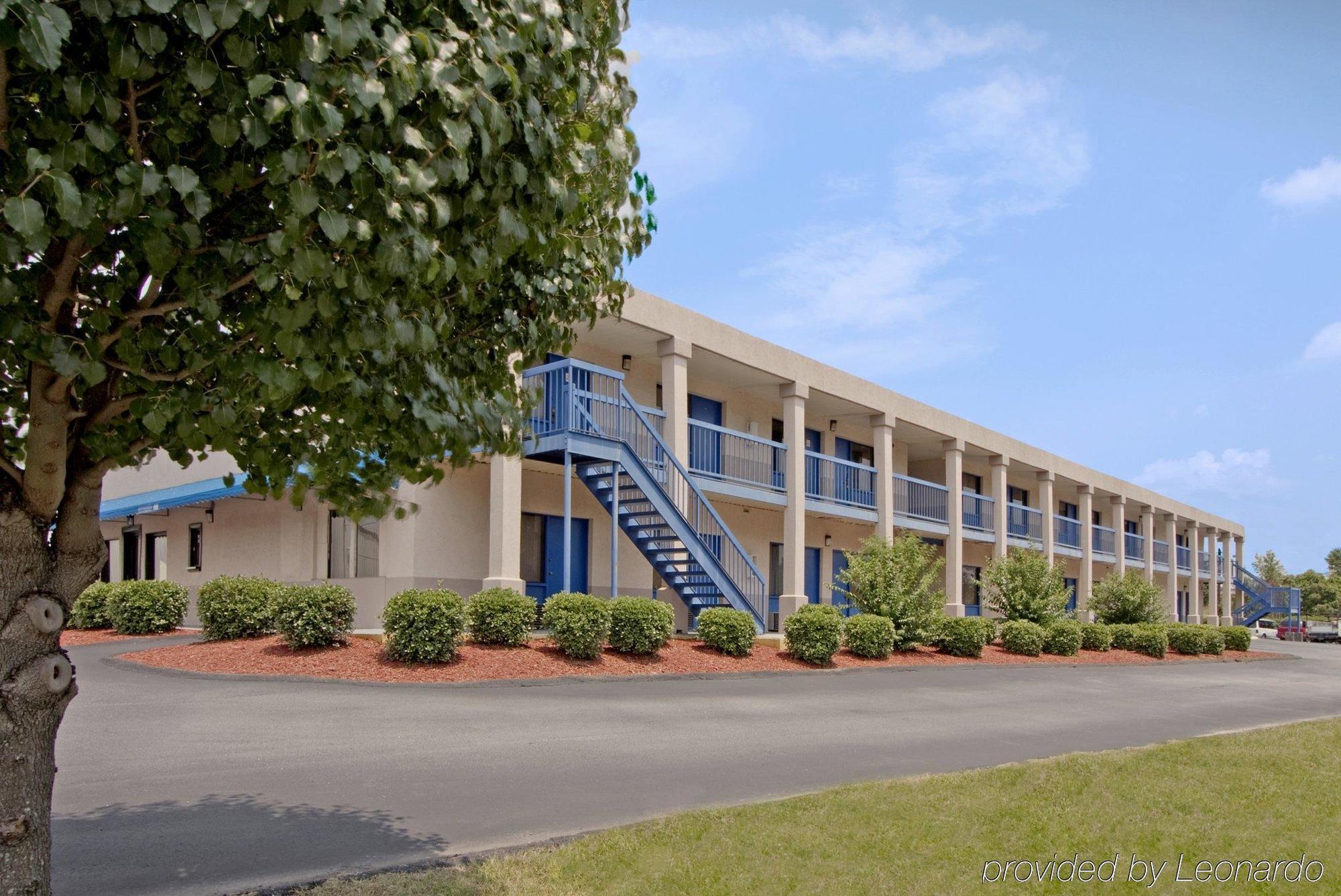 Americas Best Value Inn Fort Jackson Columbia Exterior photo