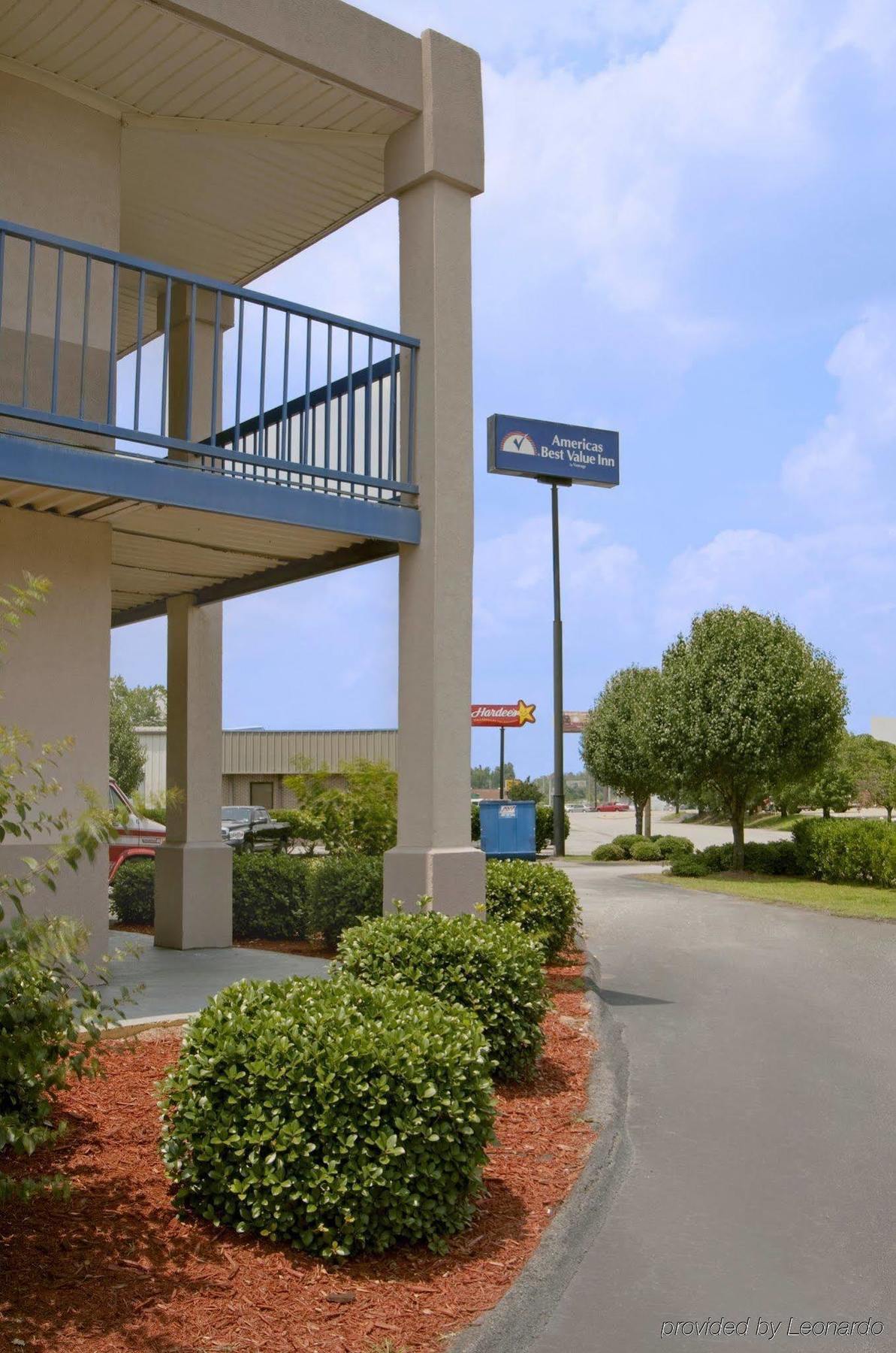 Americas Best Value Inn Fort Jackson Columbia Exterior photo