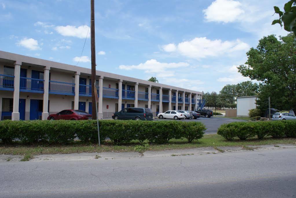 Americas Best Value Inn Fort Jackson Columbia Exterior photo